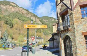 Third-party on-site parking