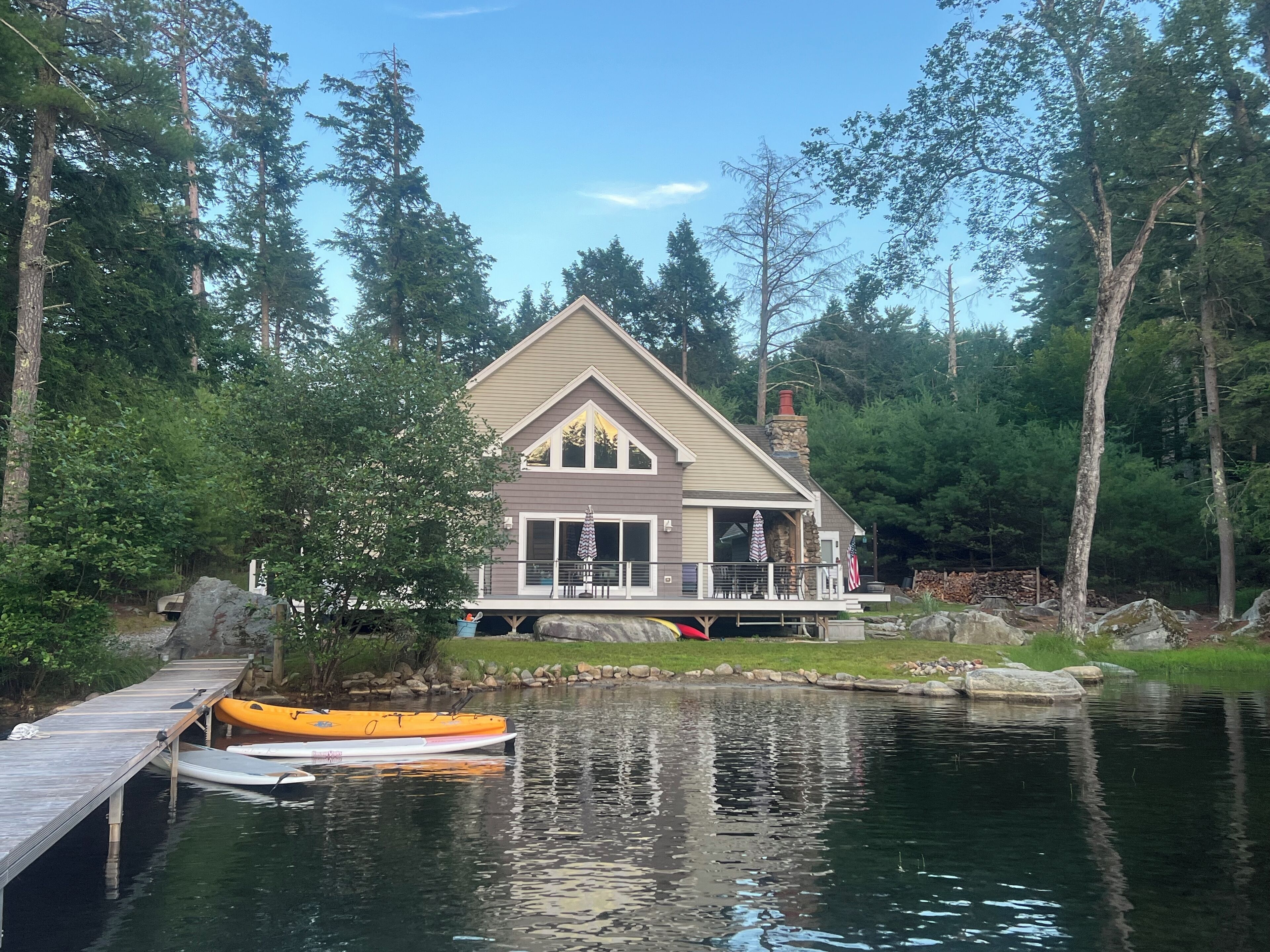 Bear Island Paradise, Lake Winnipesaukee - access by boat only