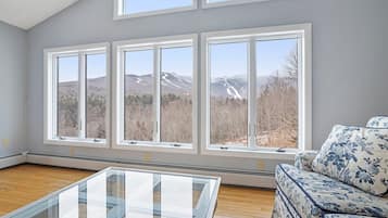 House (Gondola View) | Living room | TV, fireplace, DVD player