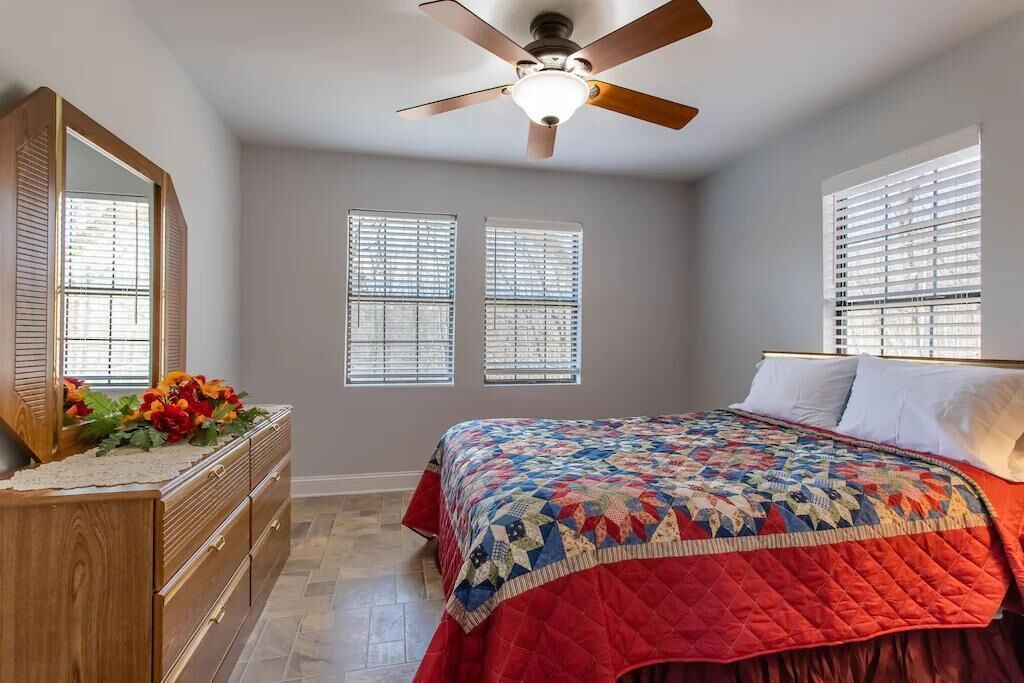 1 bedroom, iron/ironing board, travel crib, free WiFi