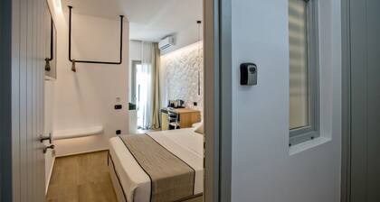 Levantes Luxury Suites I II