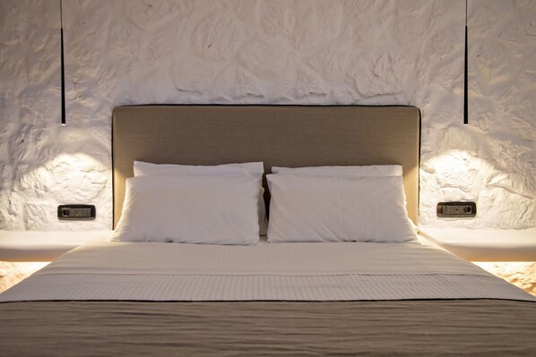 Studio | 2 bedrooms, Internet