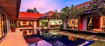Frangipani large pool villa - garden, BBQ & maid