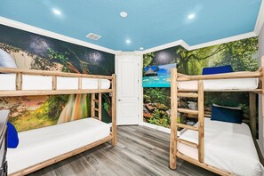 8 عدّة غرف نوم ومكواة/لوح كي وواي فاي مجانًا وملاءات أسرّة