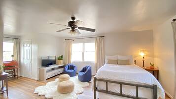 3 dormitoris, escriptori, planxa i posts de planxar i wifi gratuïta