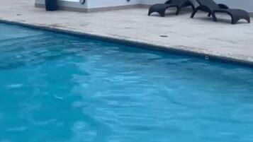 Alberca al aire libre