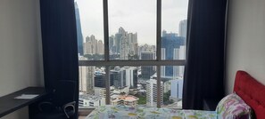 2 chambres, fer et planche Ă repasser, Wi-Fi gratuit, draps fournis