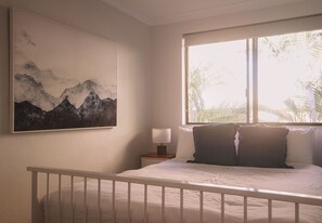 3 Schlafzimmer, Bügeleisen/Bügelbrett, Bettwäsche