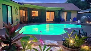 Outdoor pool, a heated pool