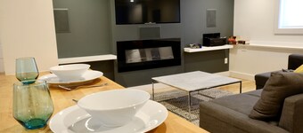 Modern & Charming 3BR Suite in Character Home