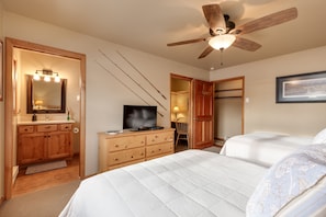 2 bedrooms, desk, iron/ironing board, travel cot - TroutChasers Suite ~ Priv. River Access, 10 Min. to Hot Springs, 45 Min. to Ski (Bozeman)