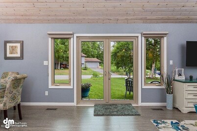 Modern & Unique South Anchorage Home