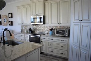 Nicht klassifiziertes Bild, 4 von 26, Schaltfläche