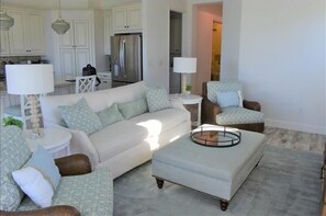 Unclassified image, 3 of 26, button