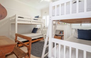 2 bedrooms, iron/ironing board, travel cot, free WiFi