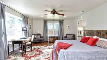 4 bedrooms, desk, iron/ironing board, travel cot
