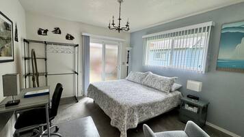 1 bedroom, in-room safe, desk, iron/ironing board