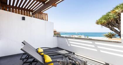 Las Aguilas by Interhome