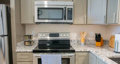 🔥 CLOSE 2 WATERS ❤️ | SLEEPS 4 W/ W+D +NEAR CASINOS
