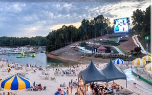 Beach nearby, beach towels - (Long-Term Only) Relaxing & cozy Lake Lanier Retreat - Private Entry (Buford)