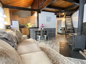 Room - PT1 (Whitefish)