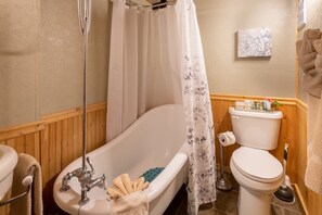 Bathroom - PT1 (Whitefish)