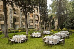 Espace banquet en plein air