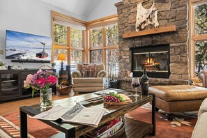 Smart TV, fireplace, DVD player