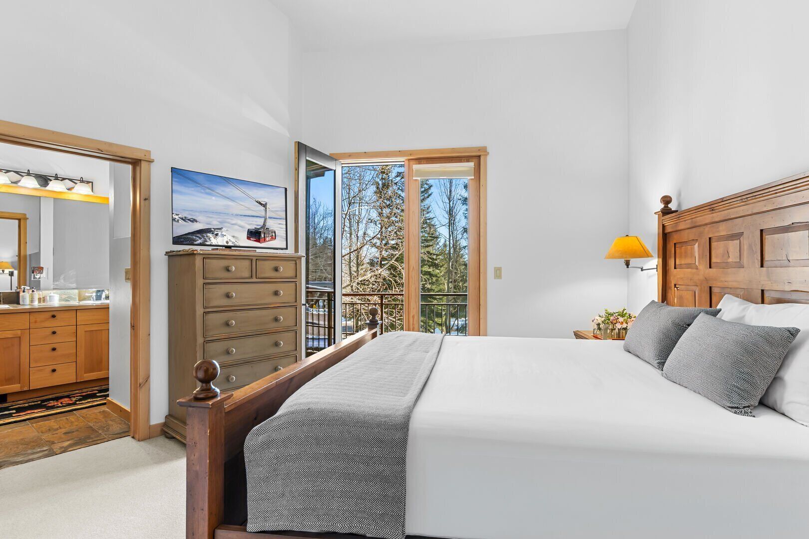 3 chambres, fer et planche à repasser, Wi-Fi gratuit, draps fournis