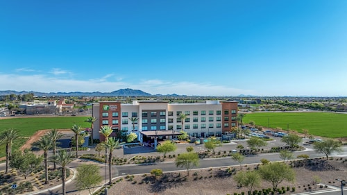 Holiday Inn Express & Suites Gilbert Mesa Gateway Airport by IHG