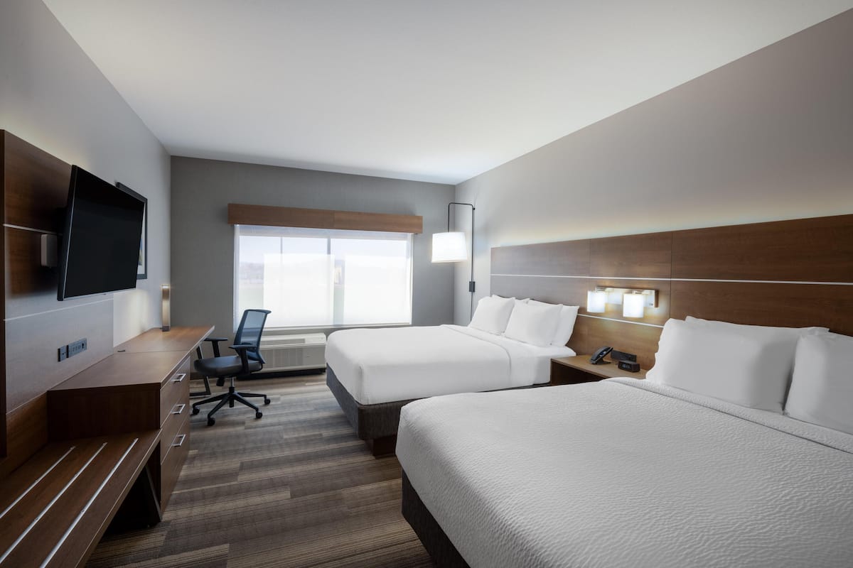 Free cots/infant beds, free WiFi, bed sheets
