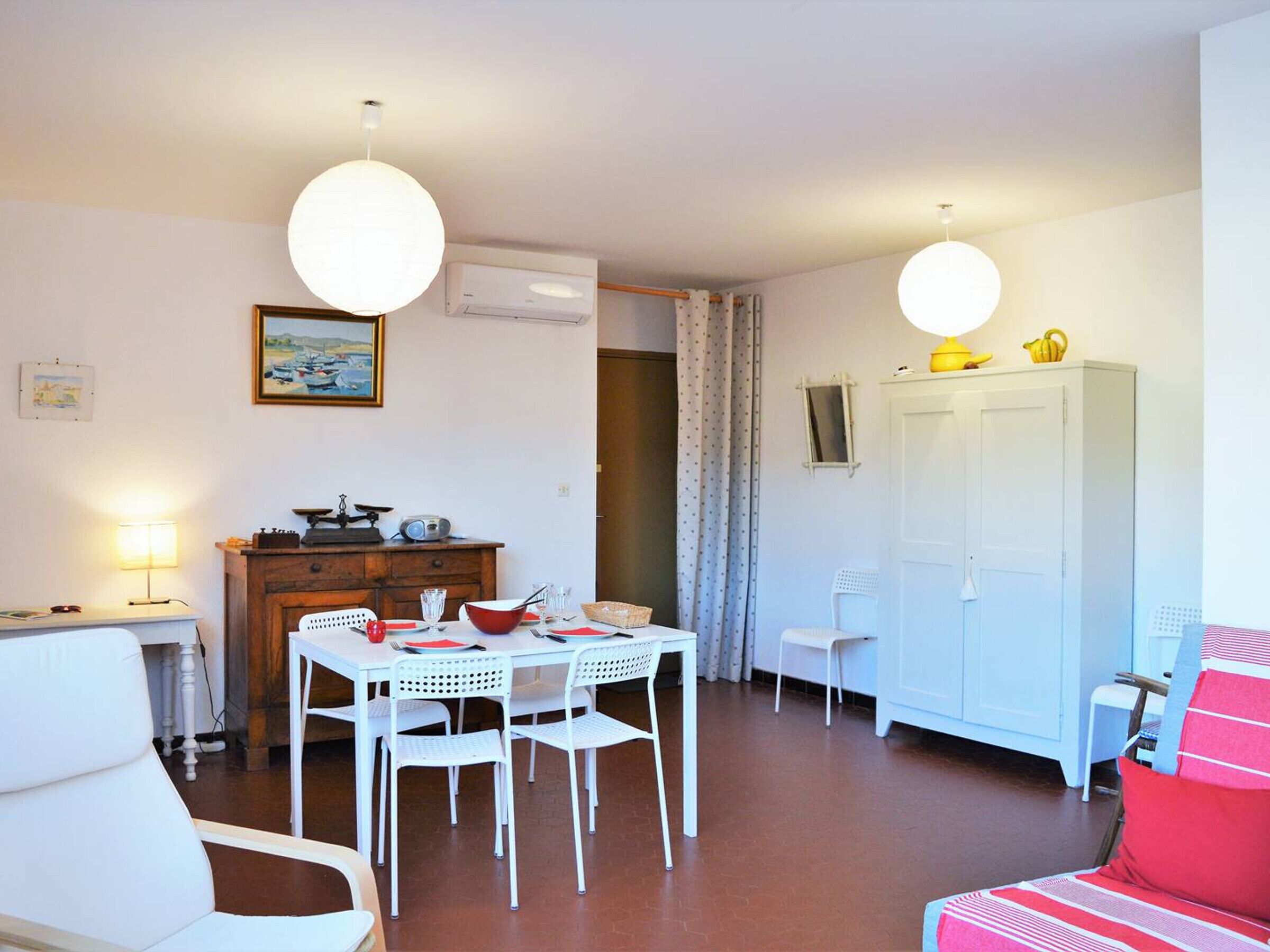 Appartement 2 Pièces Avec Piscine Et Parking à 2 Pas De La Plage Au Lavandou - Le Lavandou