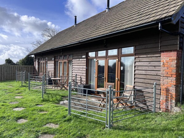Cottage | Property grounds