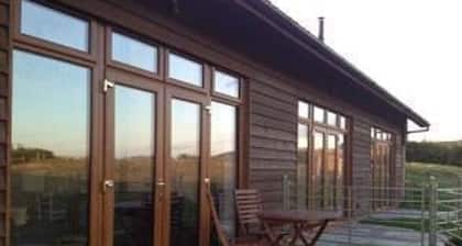Surf Shack, 1-bed Cottage, Sleeps 2, Pet Friendly