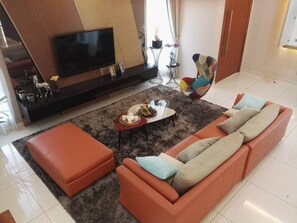 Living room - Luxury House in Seremban , Negeri Sembilan (Nilai)
