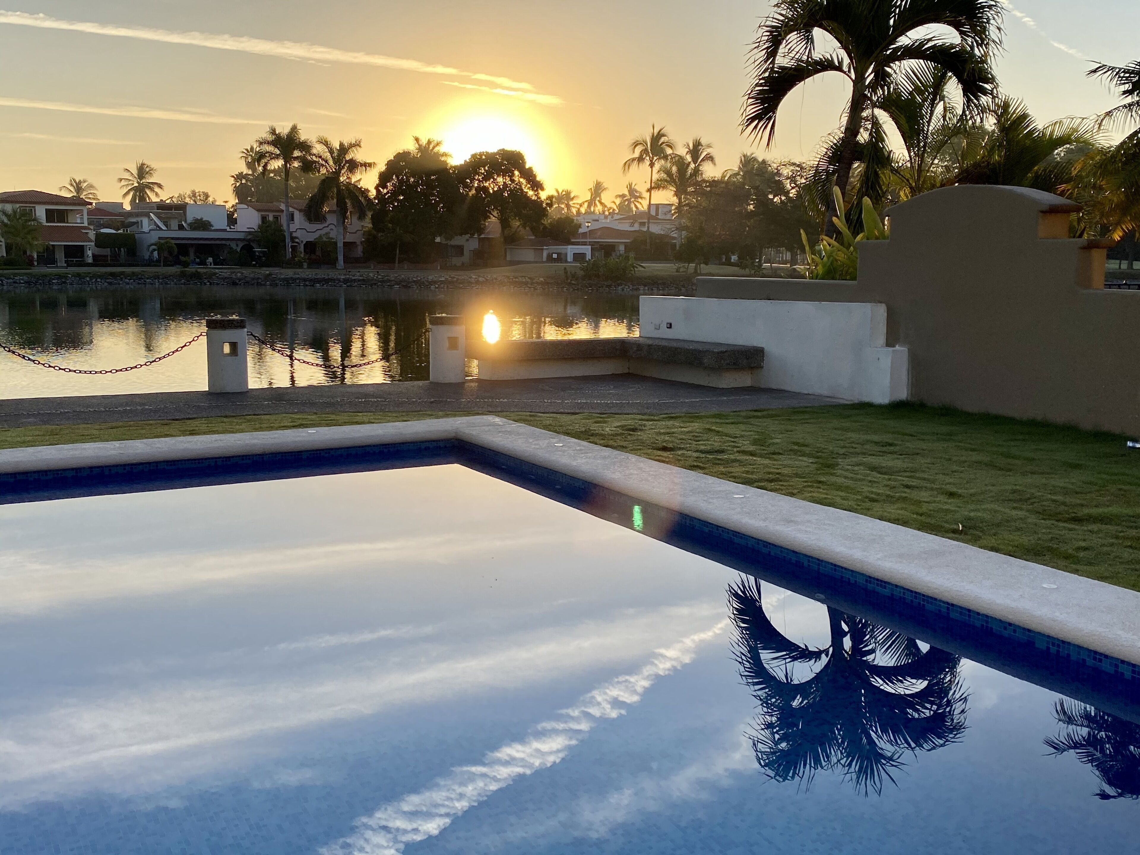 Piscine extérieure, piscine chauffée