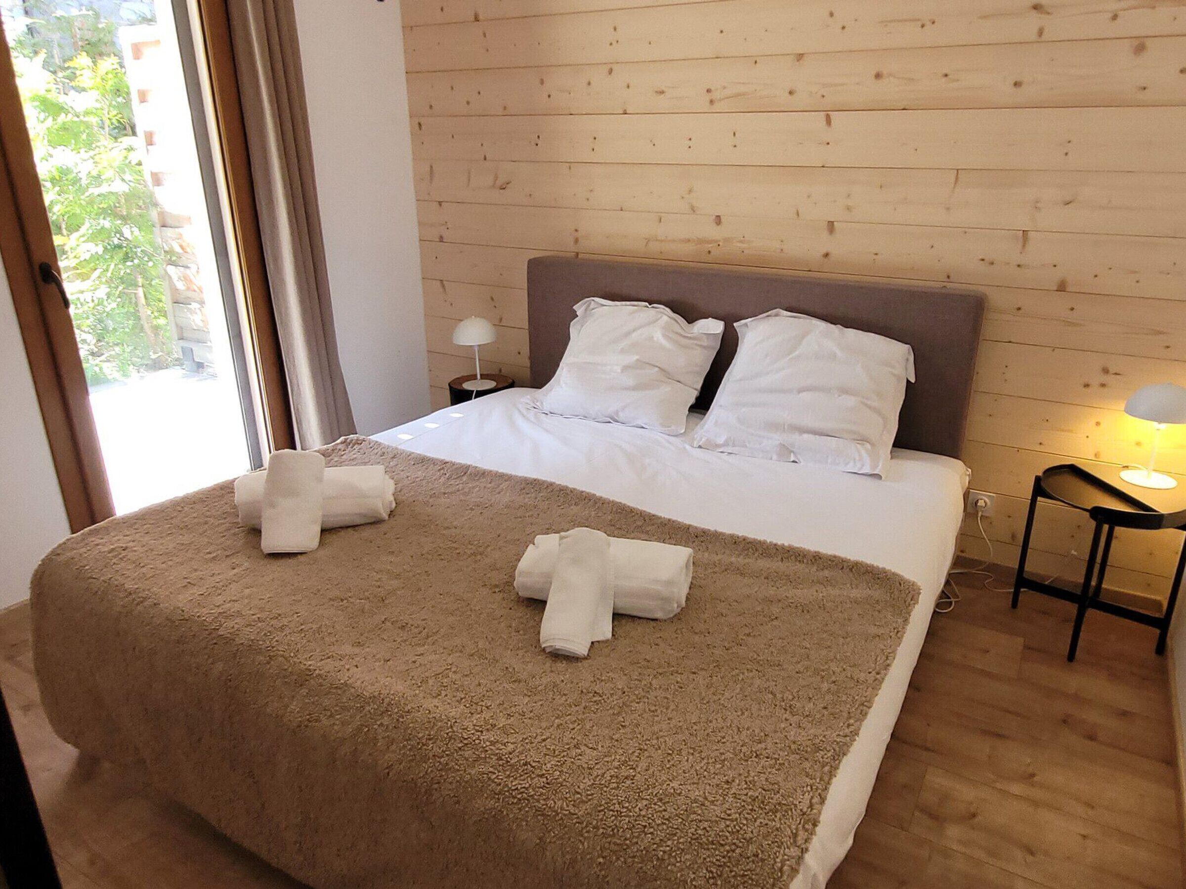 3 bedrooms, iron/ironing board, free WiFi
