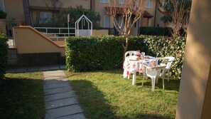 Outdoor dining - Delta Blu Residence Village - Villetta Trilocale 27 (Lido di Pomposa)