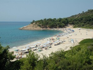 Beach - Tripiti Bungalows (Thasos)