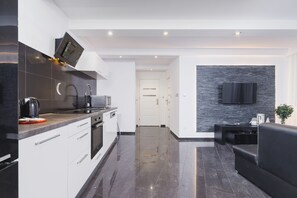 Lavavajillas, cafetera/tetera, tetera/pava eléctrica, tostadora