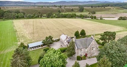 Feith Mhor Lodge-a perfect place to unwind, relax or indulge in a Highland break