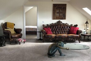 30-inch TV with digital channels