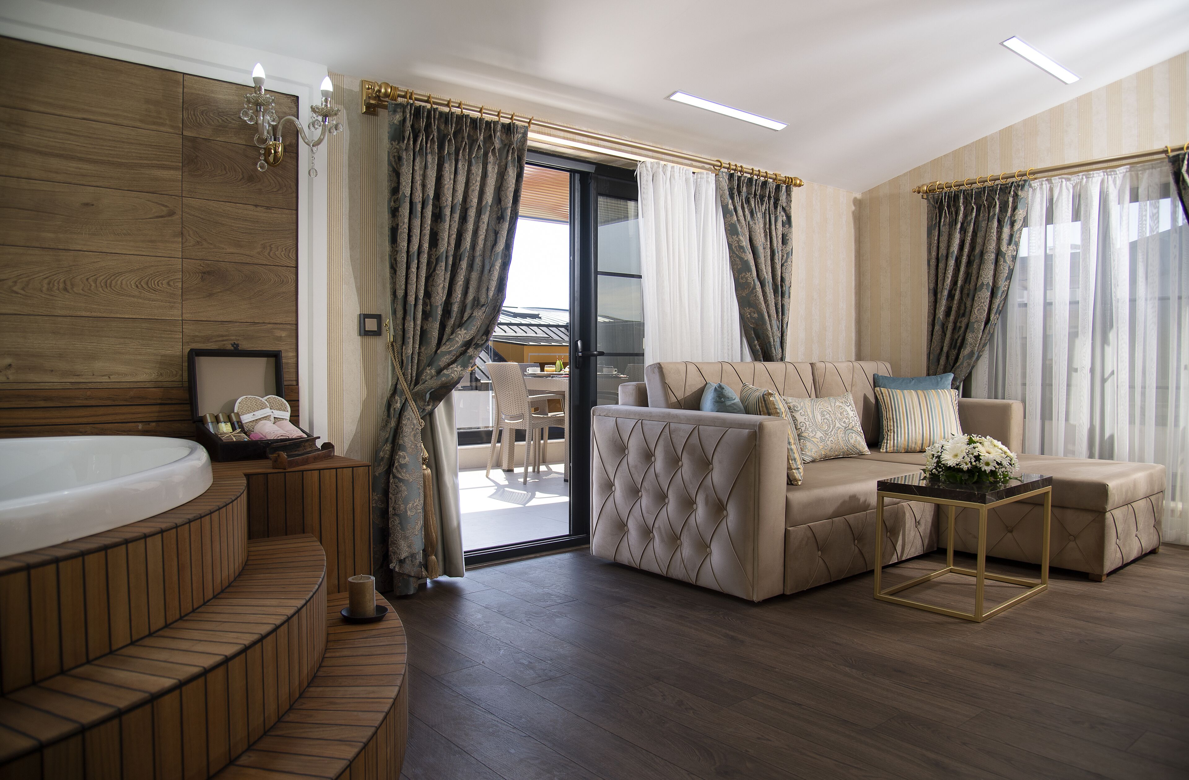 junior suite | living area | 24-inch lcd tv with satellite channels, tv