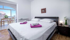 2 bedrooms, free WiFi - Studio apartment near the beach(KZ) (Vodice)