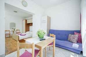 2 bedrooms, free WiFi