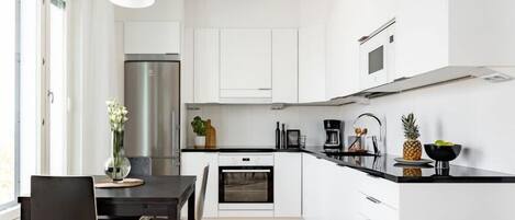 Premium-huoneisto | 1 makuuhuone, yksilöllisesti sisustettu, yksilöllisesti kalustettu