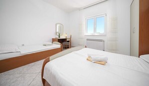 2 bedrooms, free WiFi
