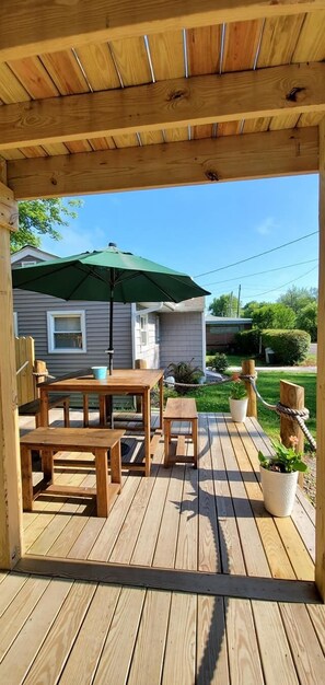 Outdoor dining