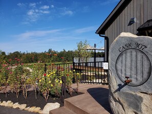 Property grounds - Anchors Away at Christopher's Dockside (Geneva-on-the-Lake)