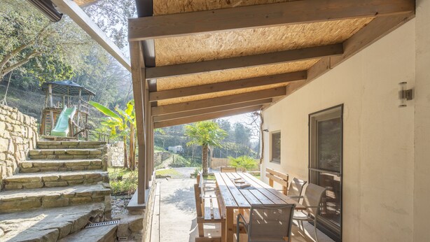 Rumah (Holiday Home) | Teras/patio
